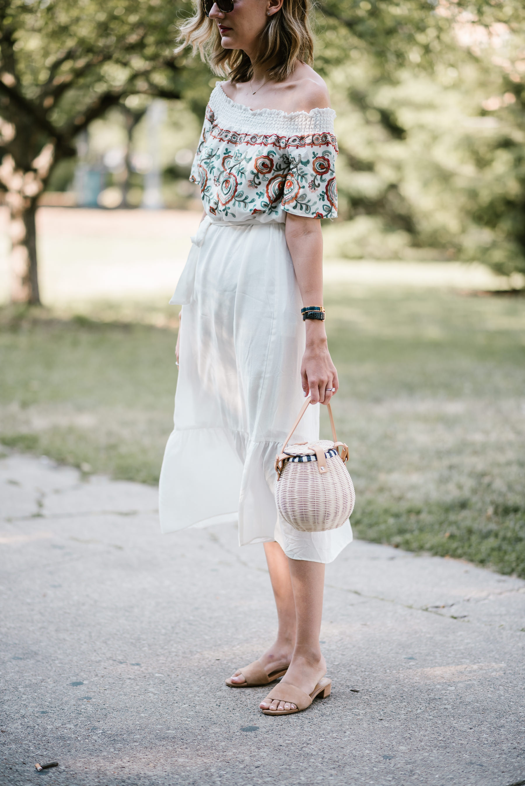 line dot off the shoulder embroidered dress