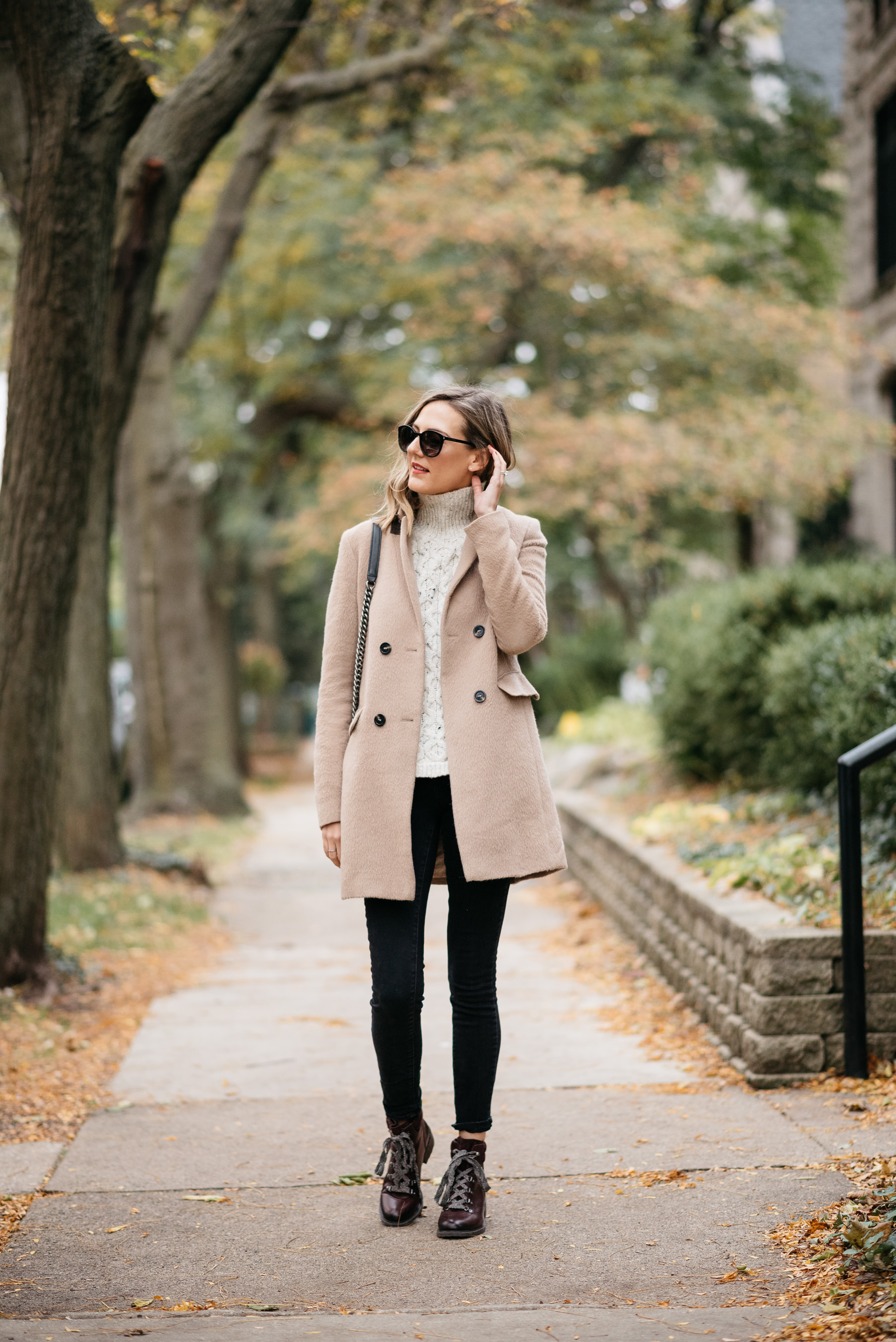 Outfit with sale hiking boots