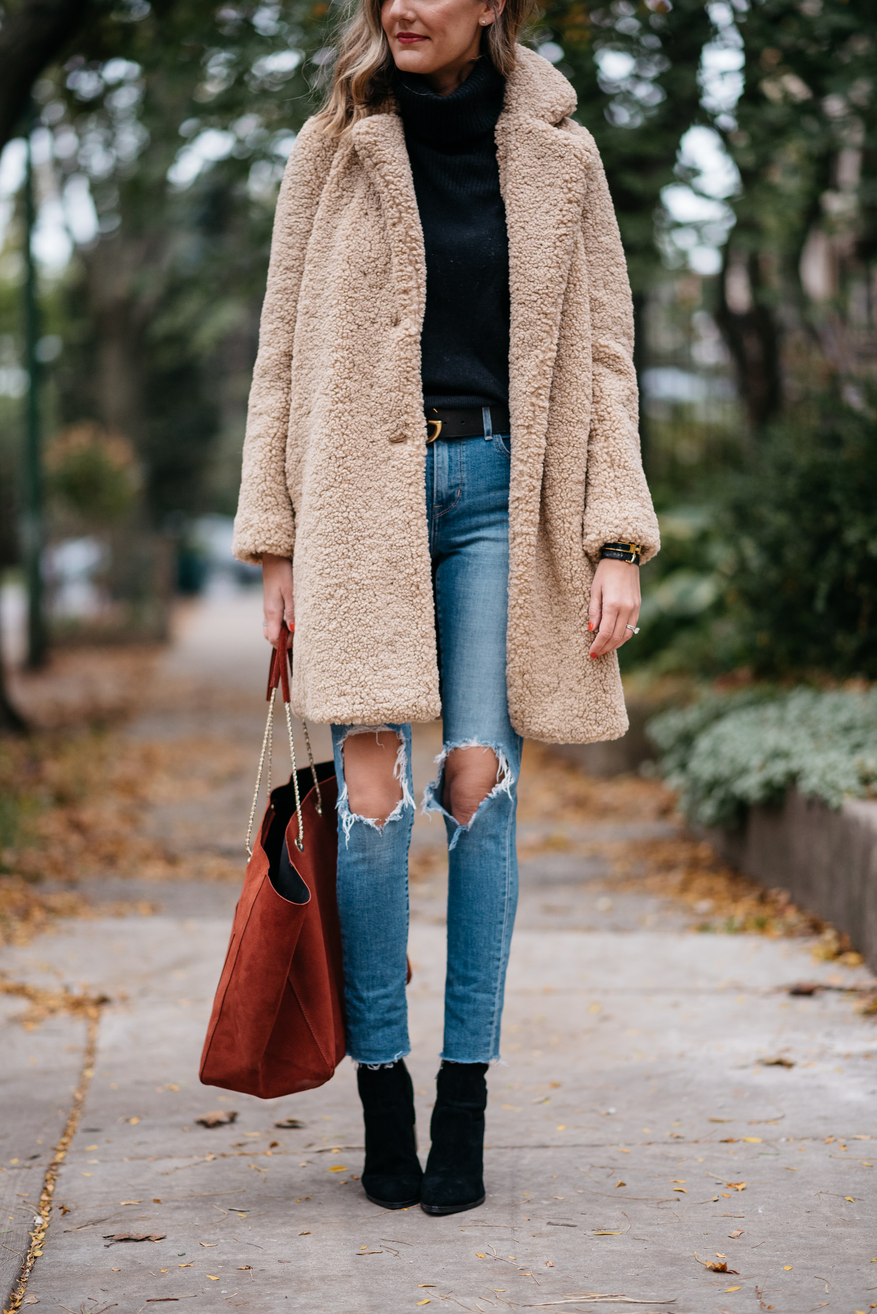 teddy coat outfit sezane mkt studio levis