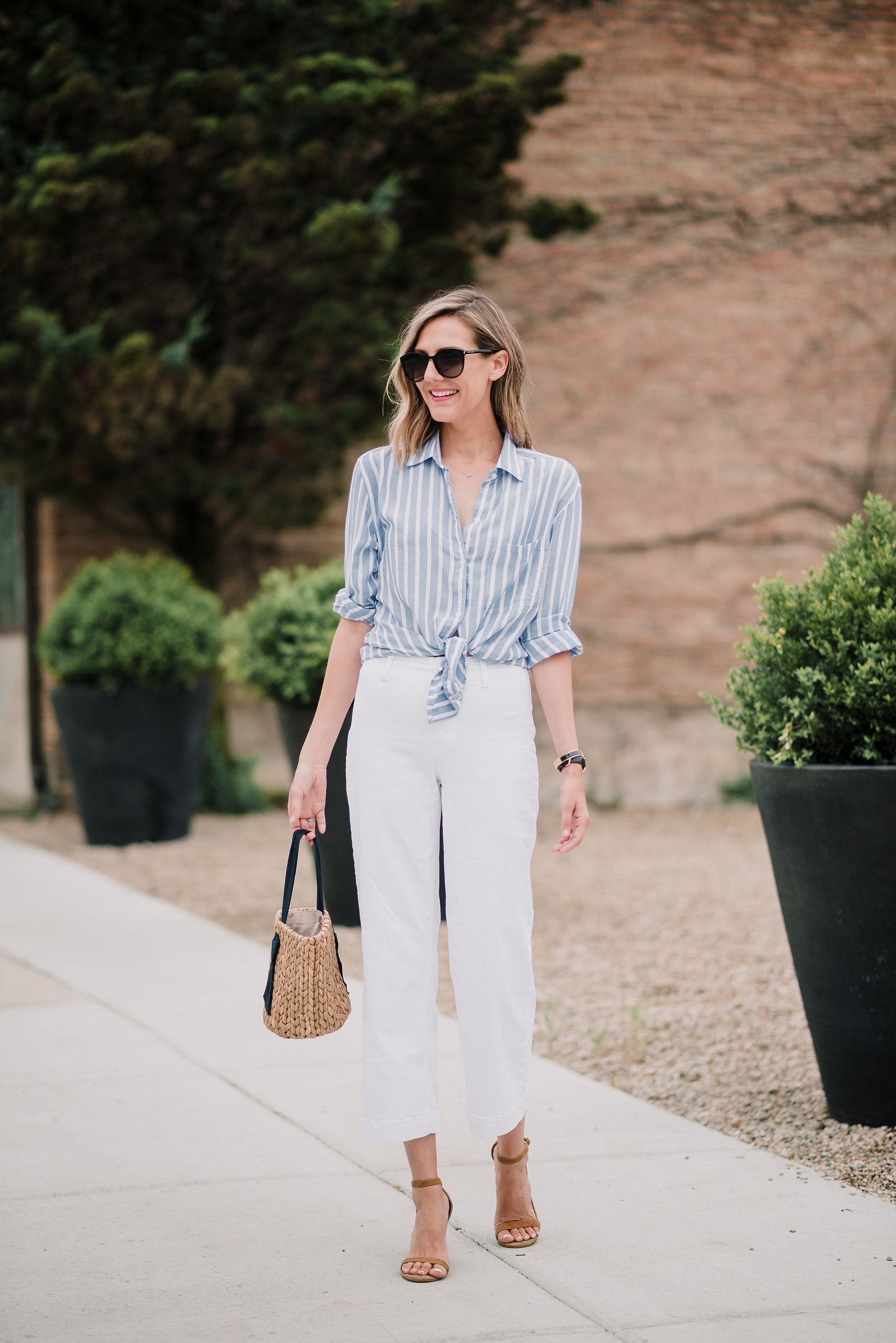 classic stripes white jeans