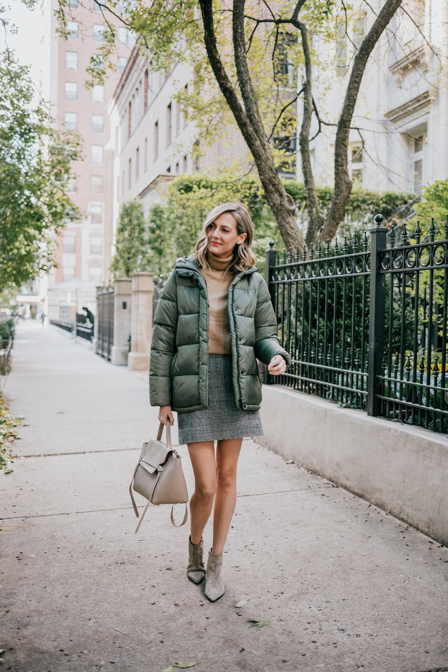everlane renew how to style a puffer coat