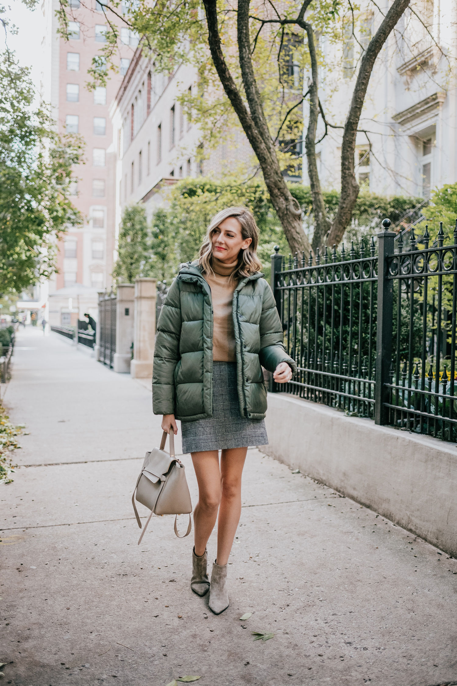 the renew long puffer everlane