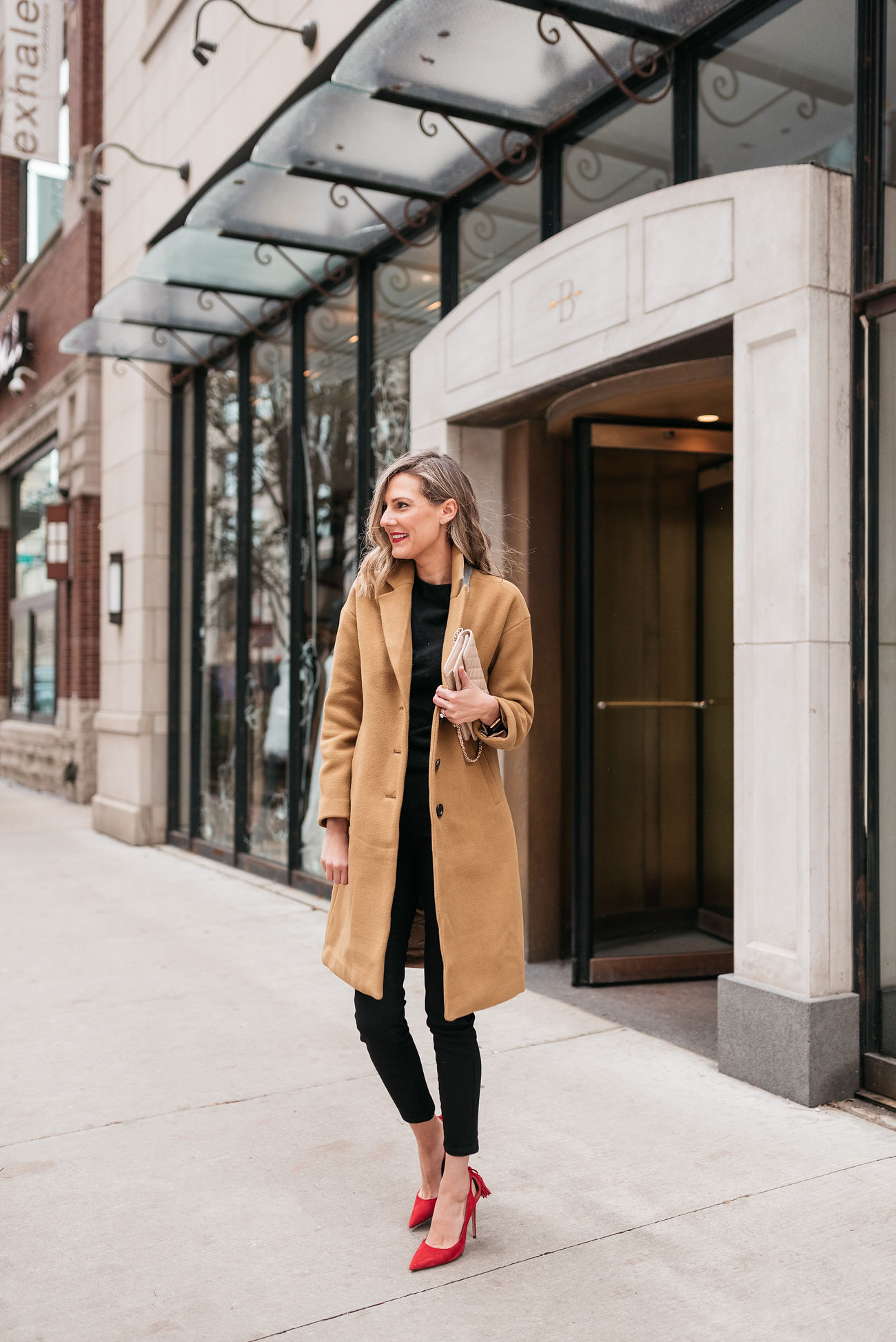 how to wear black and tan neutral combination