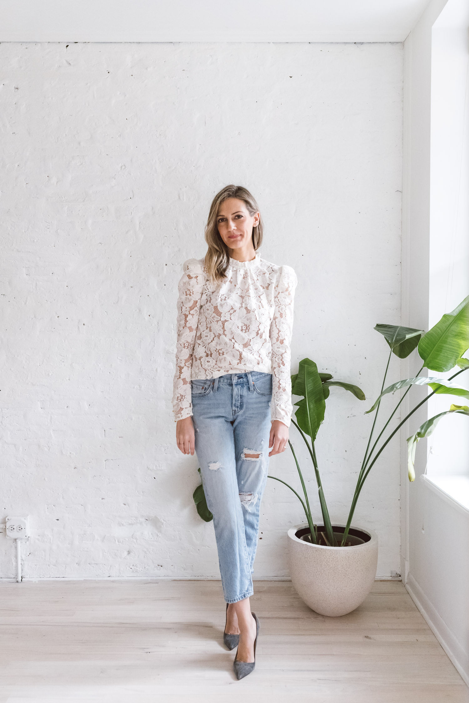 white lace top how to boyfriend jeans - See (Anna) Jane.