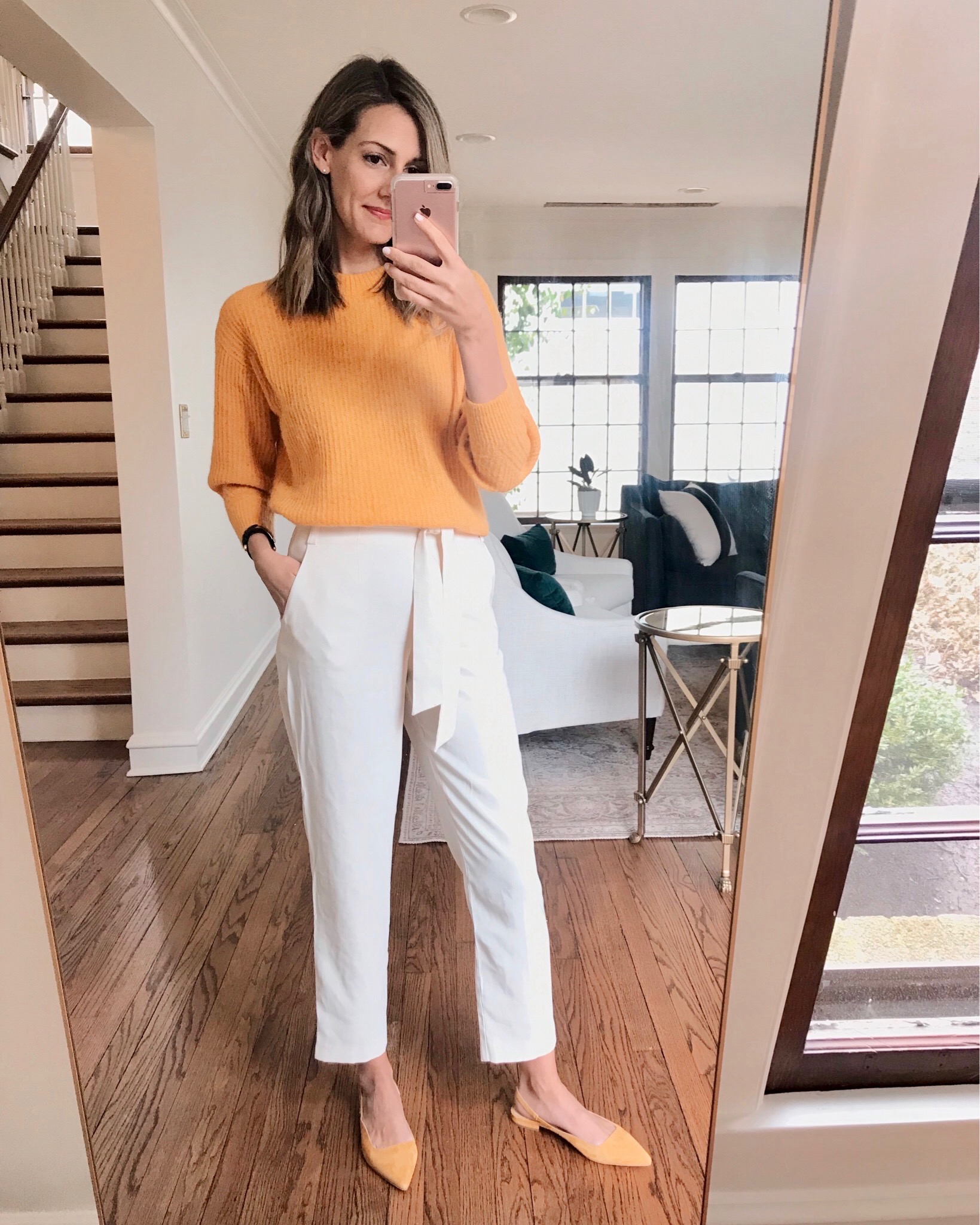 how to wear white pants to the office work appropriate - See (Anna) Jane.