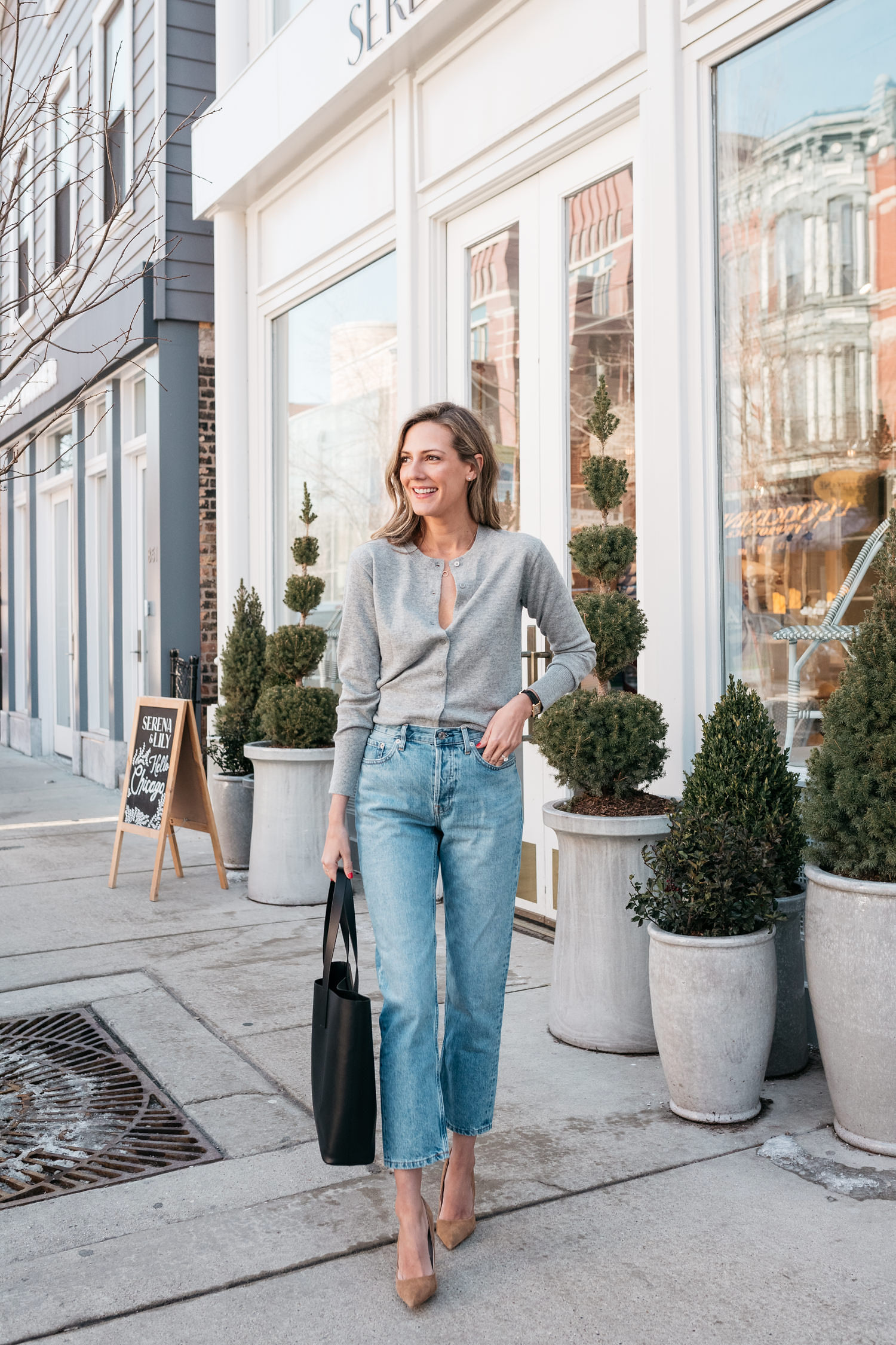 everlane cashmere cardigan with jeans