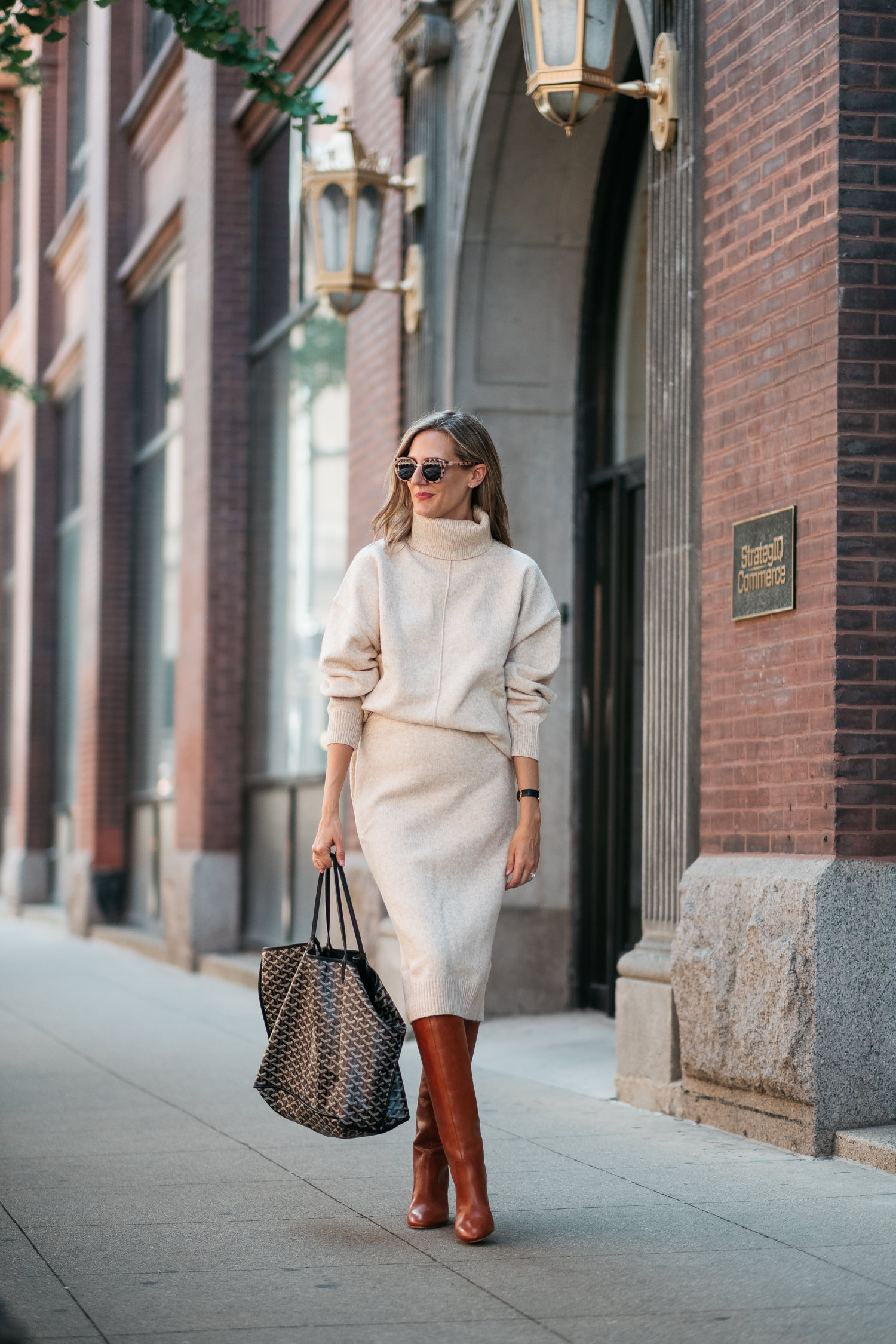 sweater and sweater skirt with boots