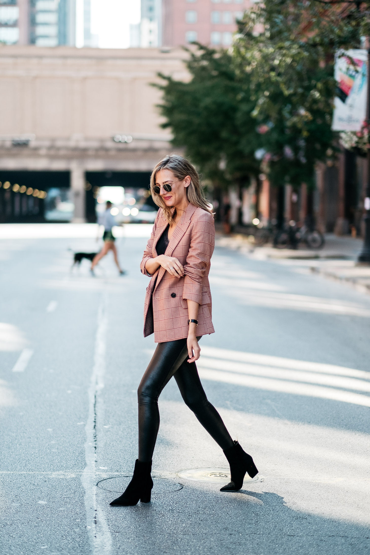 shoes to wear with faux leather leggings