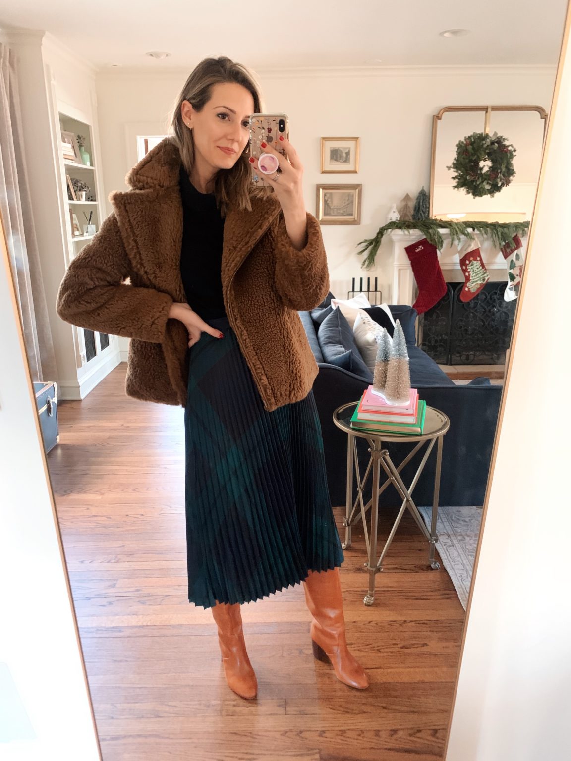 midi skirt how to style and wear - See (Anna) Jane.