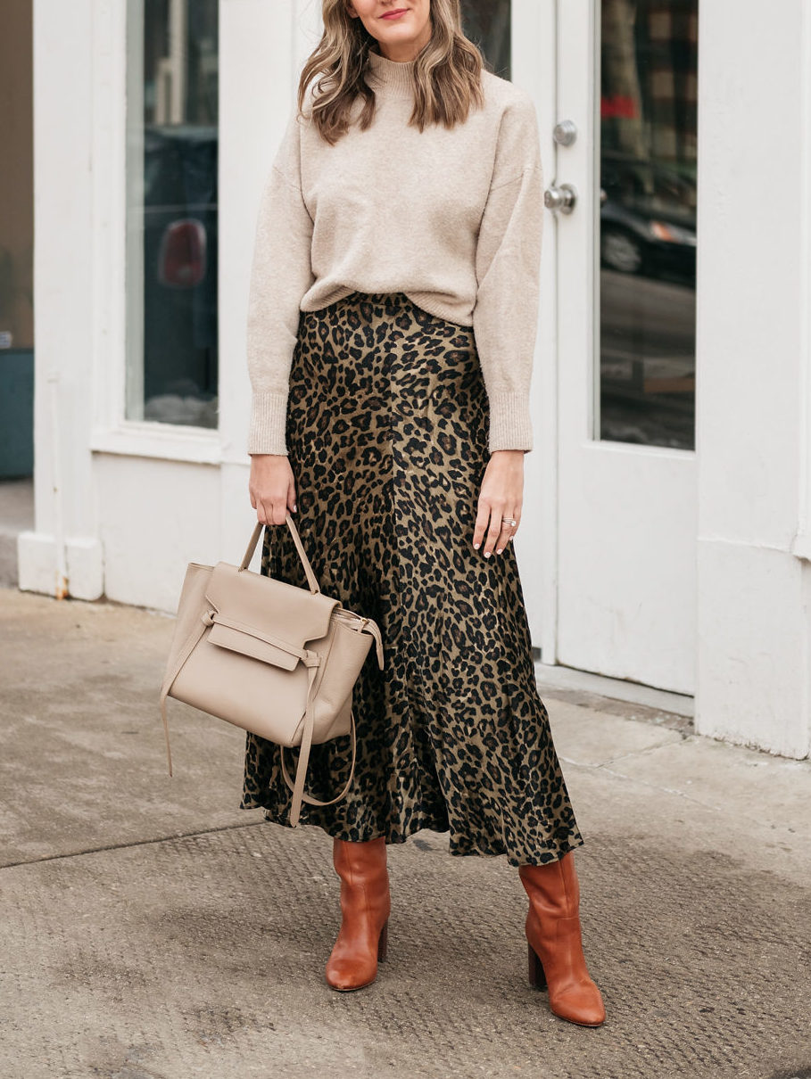 Long leopard shop skirt outfit